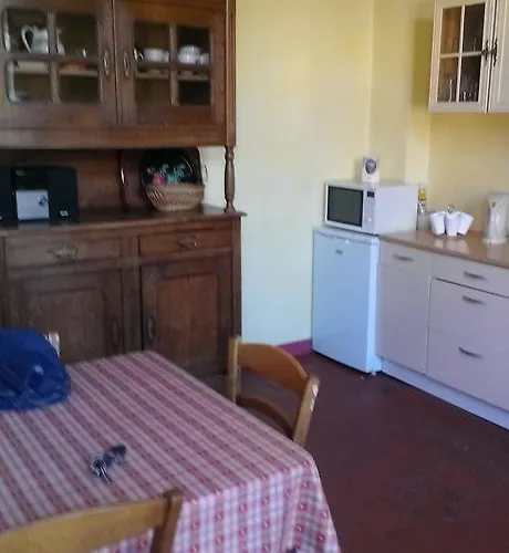 Couette-café Les Eglantines 3*